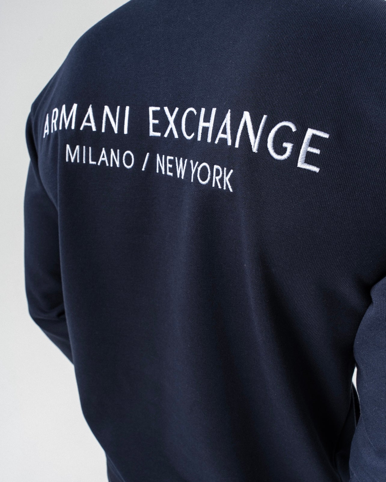 Armani Exchange Duks
