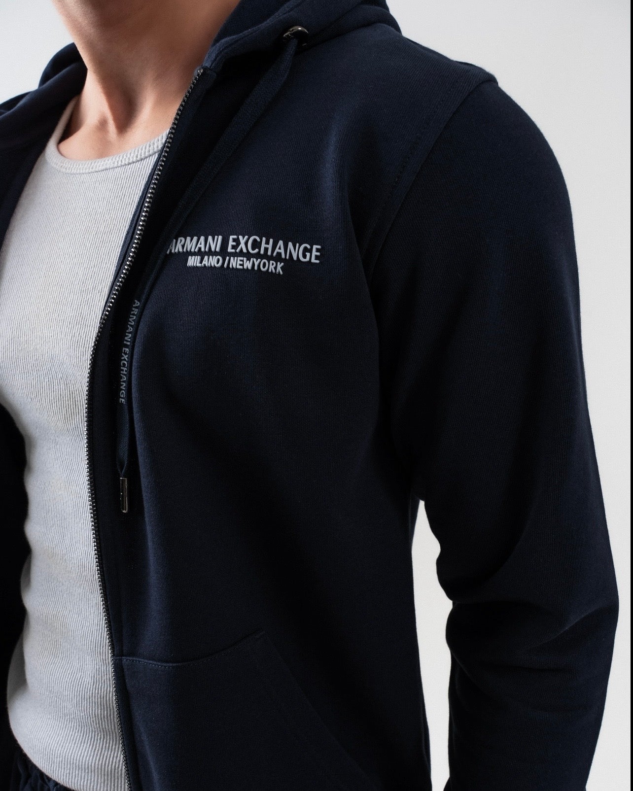 Armani Exchange Duks