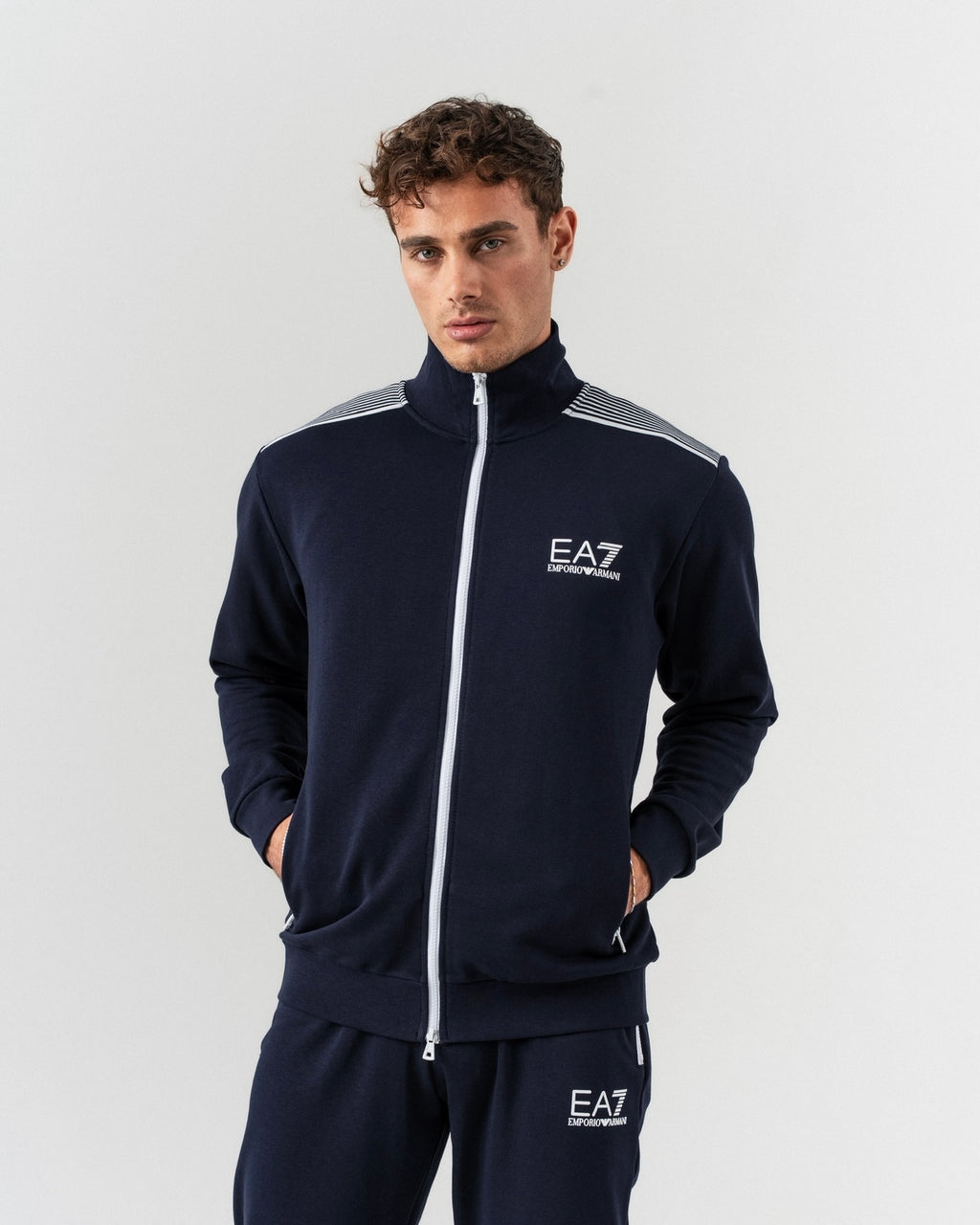 EA7 Komplet