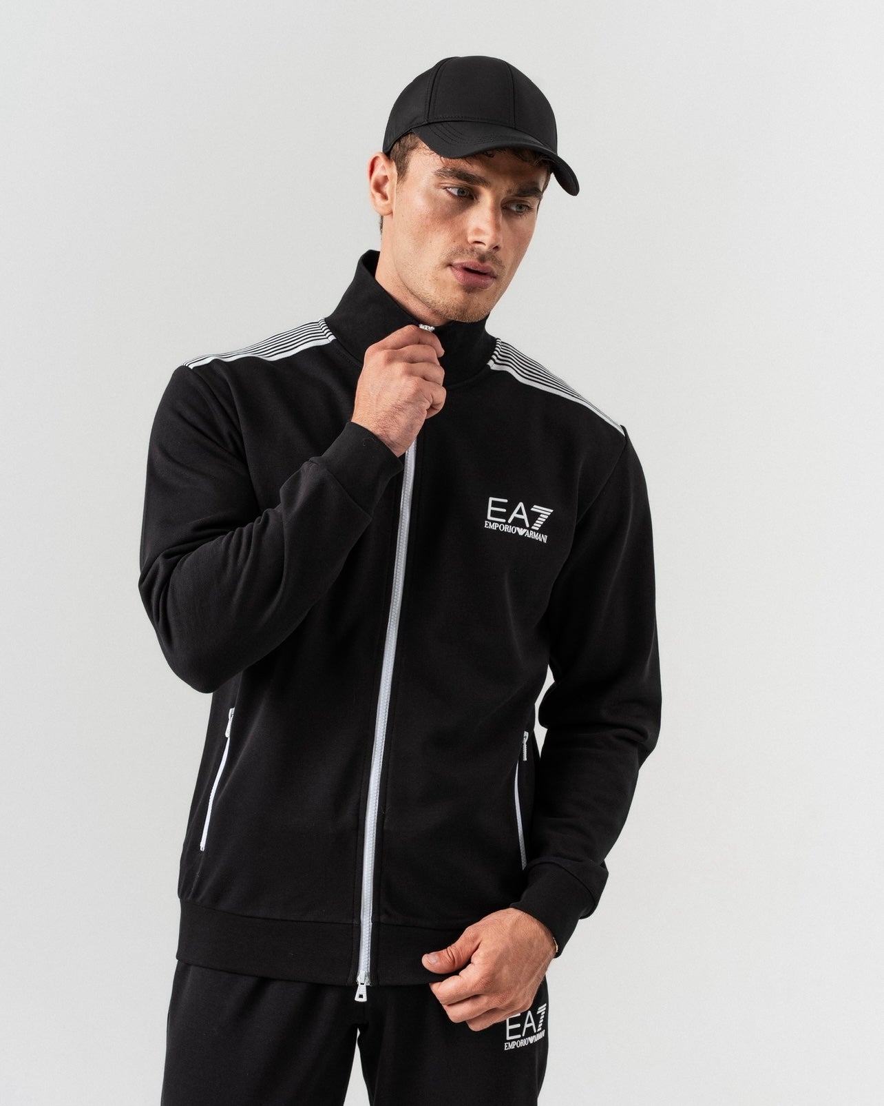 EA7 Komplet