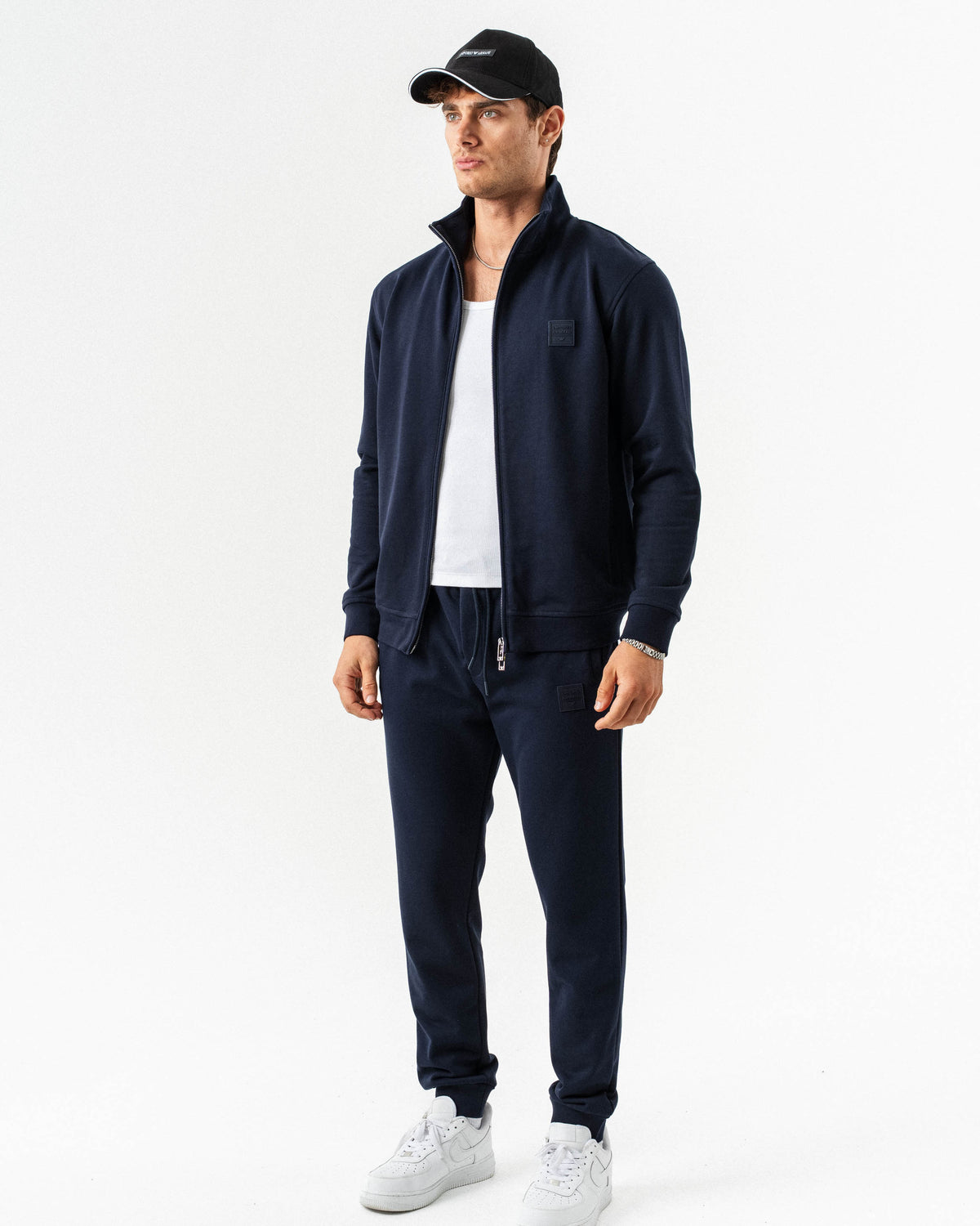 Emporio Armani "Signature" Duks