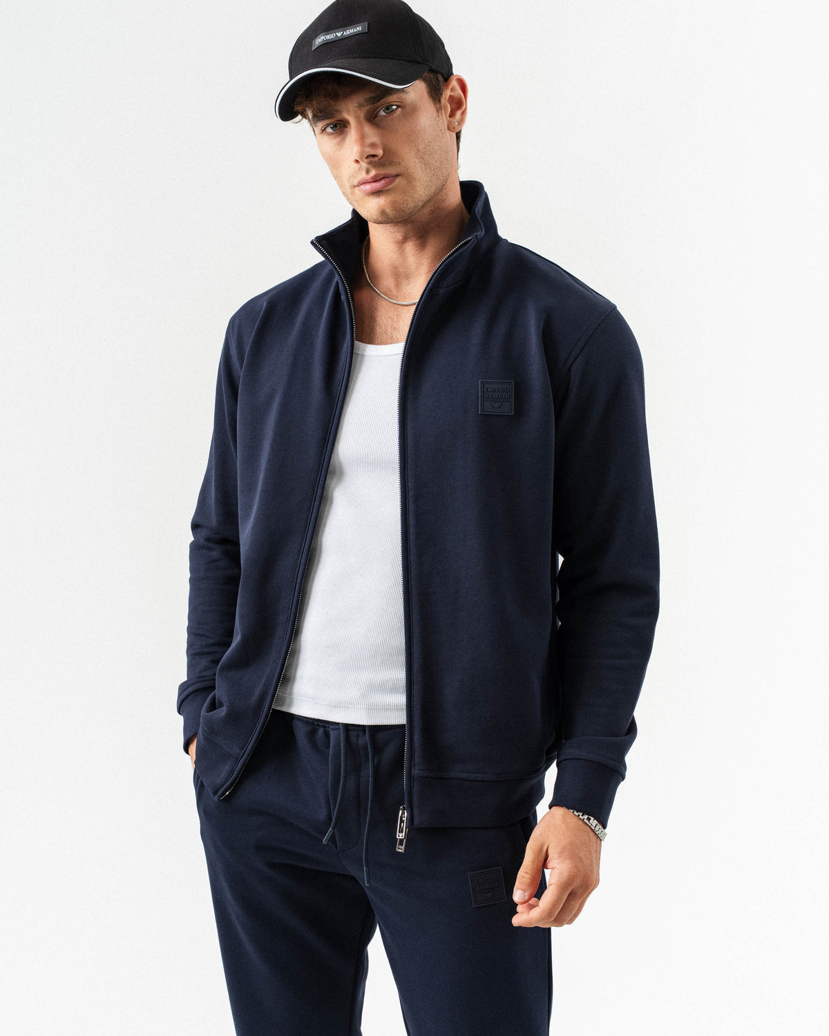 Emporio Armani "Signature" Duks