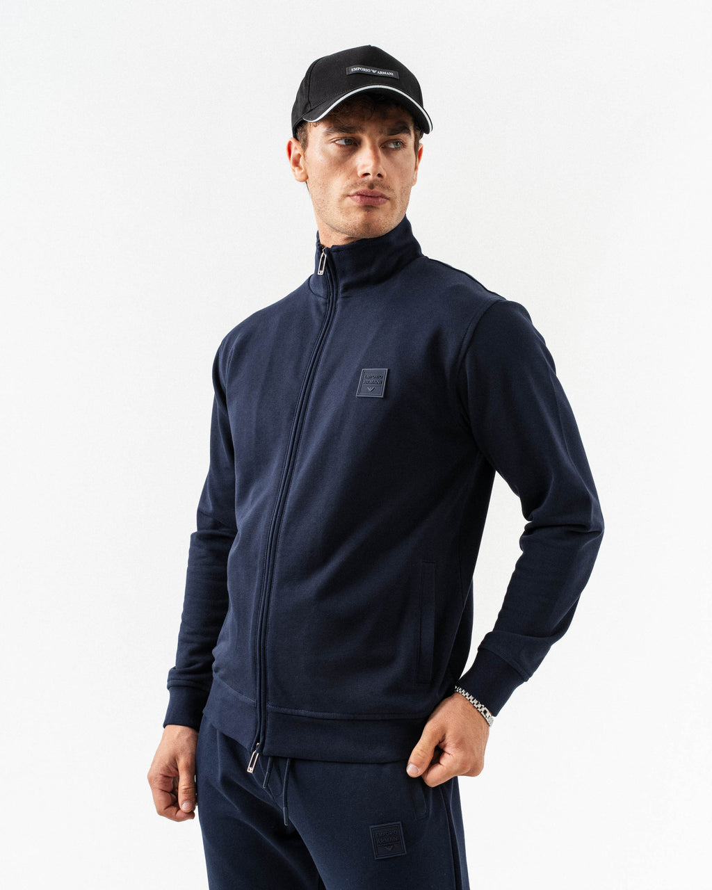Emporio Armani "Signature" Duks