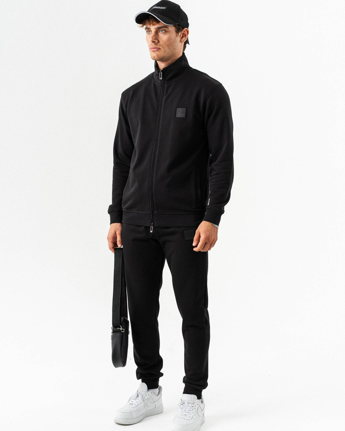 Emporio Armani "Classic" Duks