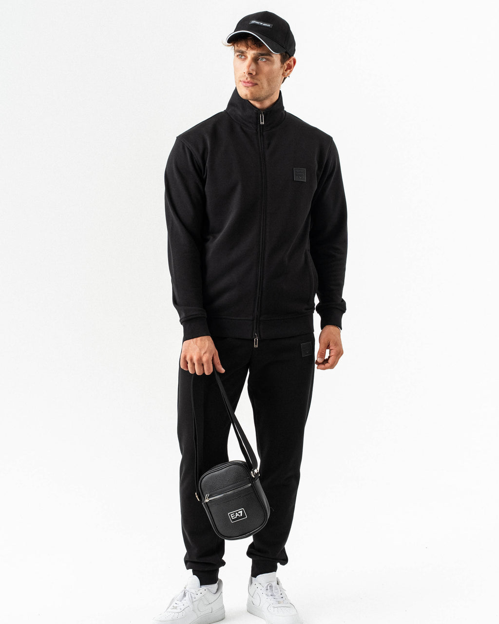 Emporio Armani "Classic" Duks