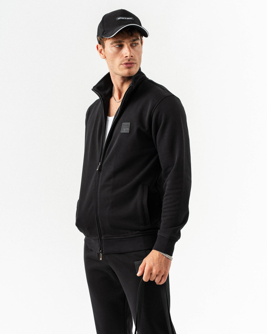 Emporio Armani "Classic" Duks