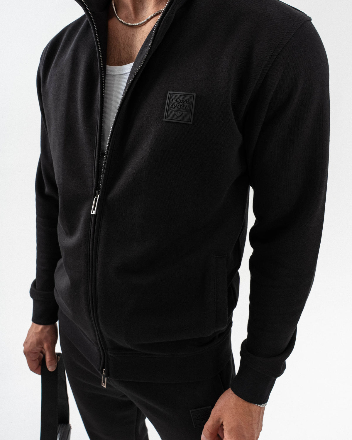Emporio Armani "Classic" Duks