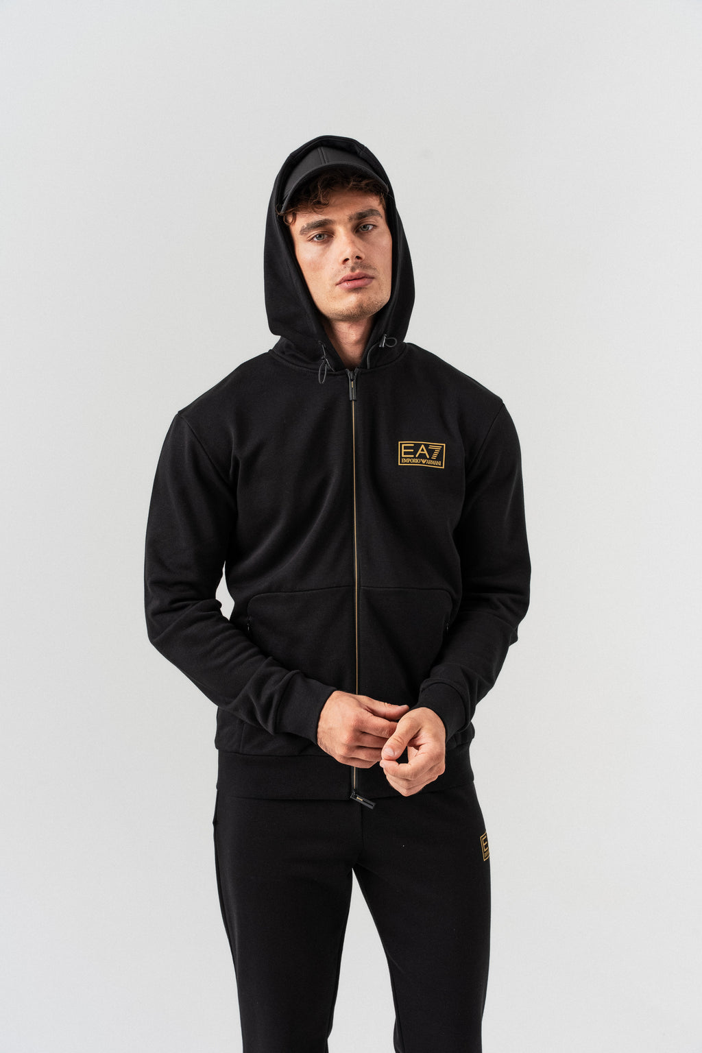 EA7 Emporio Armani "Gold Badge" Komplet